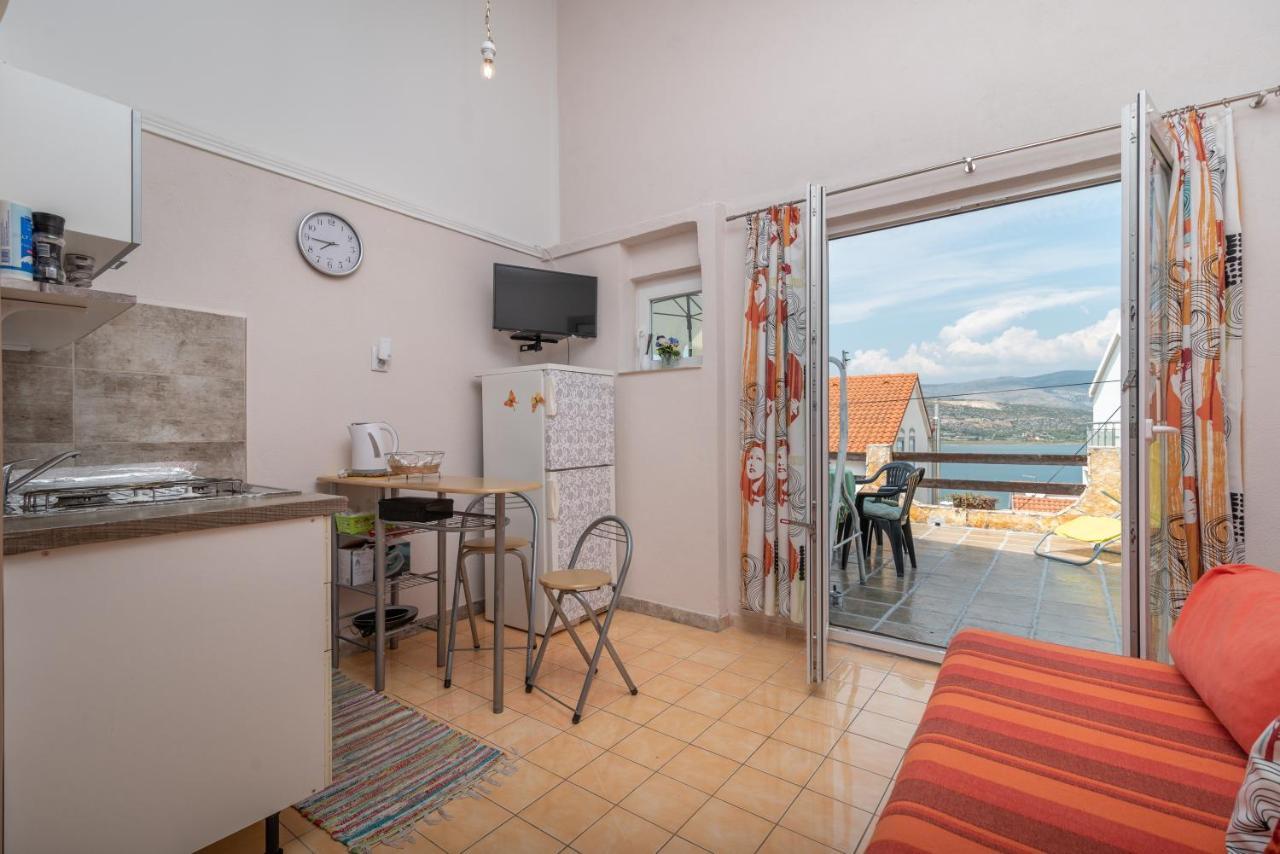 Apartmani Kate Trogir Eksteriør bilde